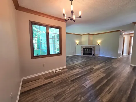 3545 Blue Jay Way Eagan MN 55123