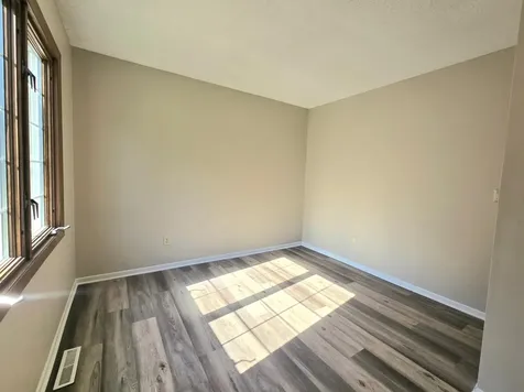 3545 Blue Jay Way Eagan MN 55123