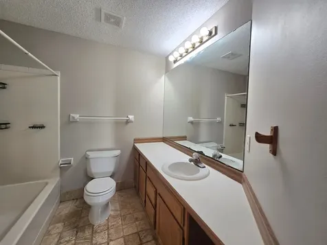 3545 Blue Jay Way Eagan MN 55123
