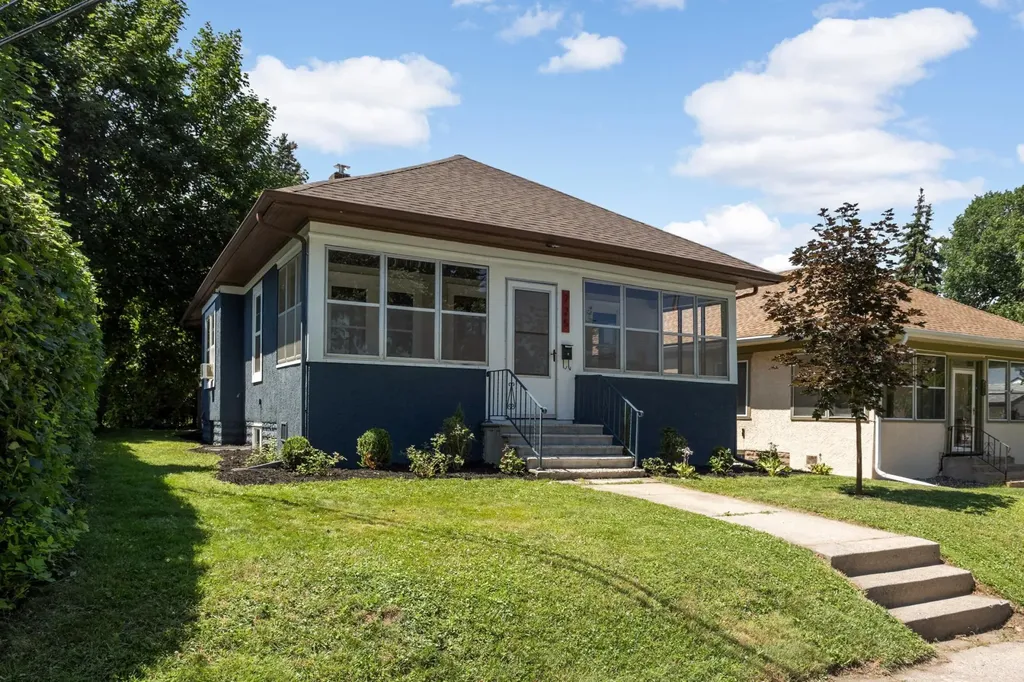 725 Charlton Street Saint Paul MN 55107