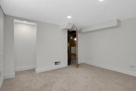 725 Charlton Street Saint Paul MN 55107