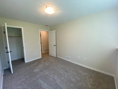 1556 Kings Court SE Rochester MN 55904