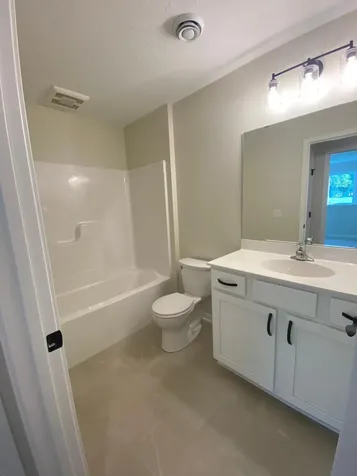 1556 Kings Court SE Rochester MN 55904