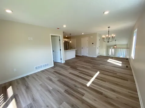 1556 Kings Court SE Rochester MN 55904