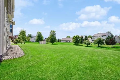 1235 Pine Square Waconia MN 55387