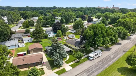 2122 17th Avenue NW Rochester MN 55901