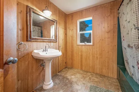 205 232nd Avenue Fairmont MN 56031