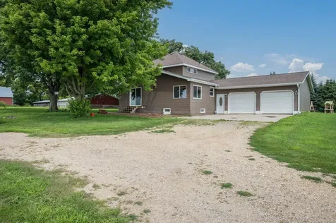 205 232nd Avenue Fairmont MN 56031
