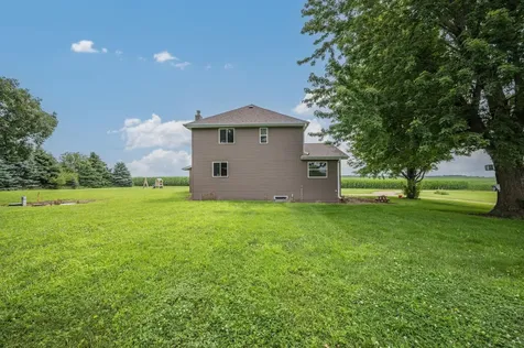205 232nd Avenue Fairmont MN 56031
