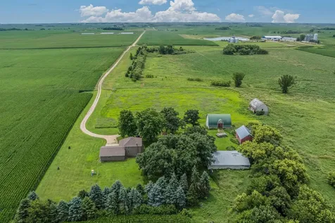 205 232nd Avenue Fairmont MN 56031