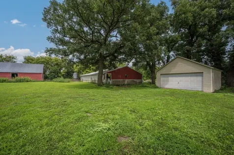 205 232nd Avenue Fairmont MN 56031