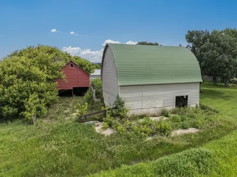 205 232nd Avenue Fairmont MN 56031
