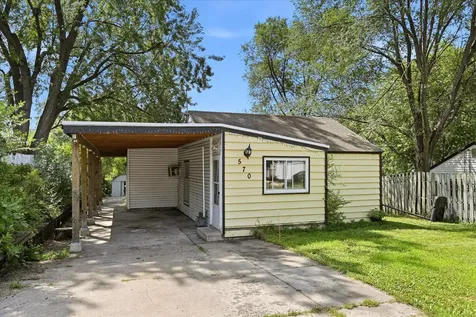 570 Ironton Street NE Fridley MN 55432
