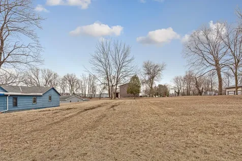 101 State Highway 60 E Elysian MN 56028