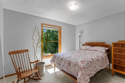 8010 Spruce Trail Eden Prairie MN 55347