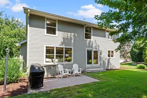 8010 Spruce Trail Eden Prairie MN 55347