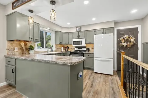901 Columbine Drive Marshall MN 56258
