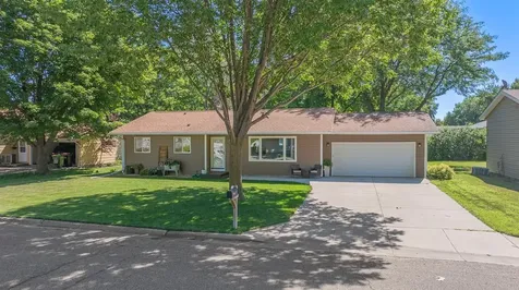 901 Columbine Drive Marshall MN 56258