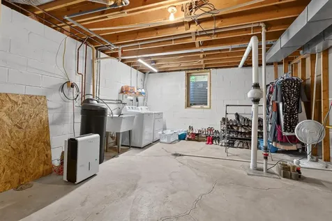 901 Columbine Drive Marshall MN 56258
