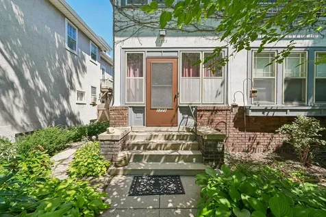 1771 James Avenue S Minneapolis MN 55403