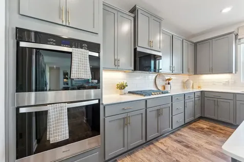 1721 Oak Creek Pass Chaska MN 55318