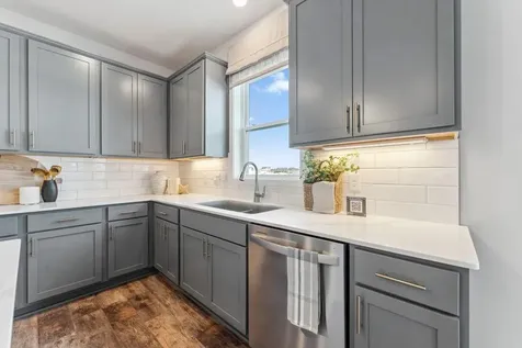1721 Oak Creek Pass Chaska MN 55318