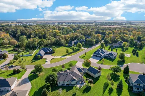 7013 Maple Lane Horace ND 58047