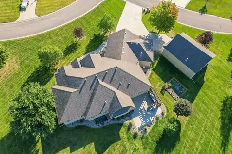 7013 Maple Lane Horace ND 58047