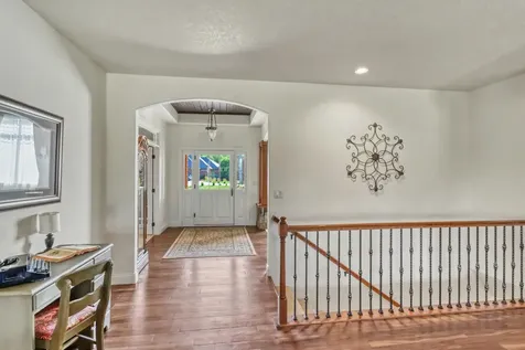 7013 Maple Lane Horace ND 58047