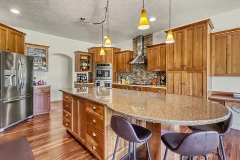 7013 Maple Lane Horace ND 58047