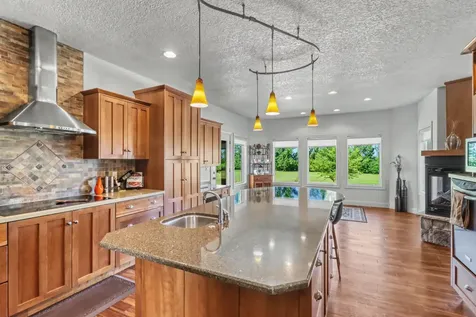 7013 Maple Lane Horace ND 58047