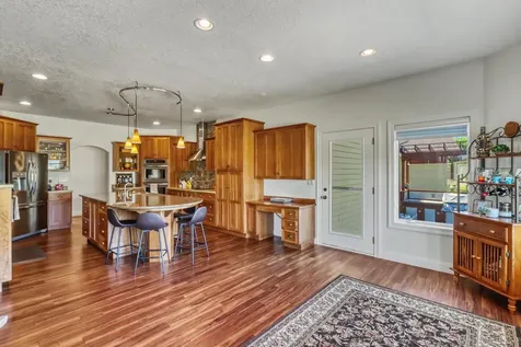 7013 Maple Lane Horace ND 58047