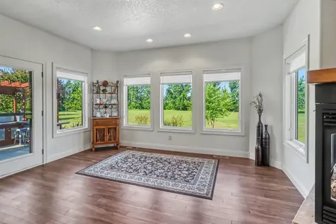 7013 Maple Lane Horace ND 58047