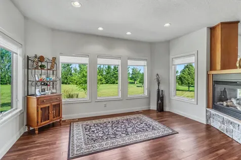 7013 Maple Lane Horace ND 58047