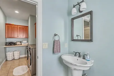 7013 Maple Lane Horace ND 58047