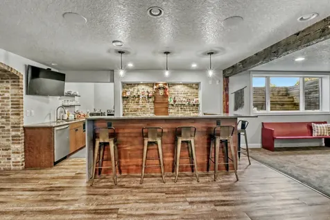 7013 Maple Lane Horace ND 58047