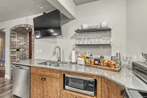 7013 Maple Lane Horace ND 58047