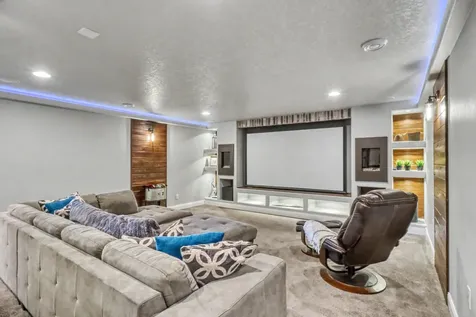 7013 Maple Lane Horace ND 58047