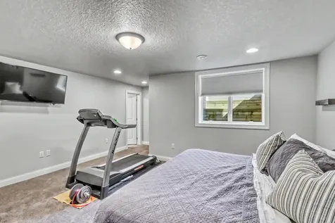 7013 Maple Lane Horace ND 58047