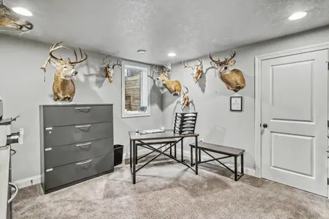 7013 Maple Lane Horace ND 58047