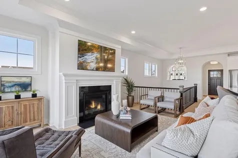 87 Spring Farm Road North Oaks MN 55127