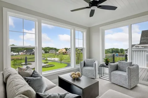 87 Spring Farm Road North Oaks MN 55127