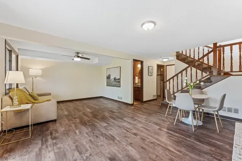 907 Heritage Court W Vadnais Heights MN 55127