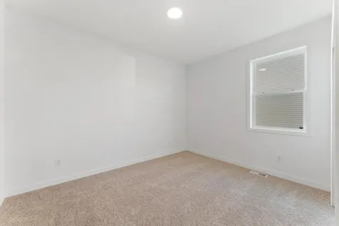 1924 White Pine Way Carver MN 55315