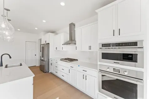 1924 White Pine Way Carver MN 55315