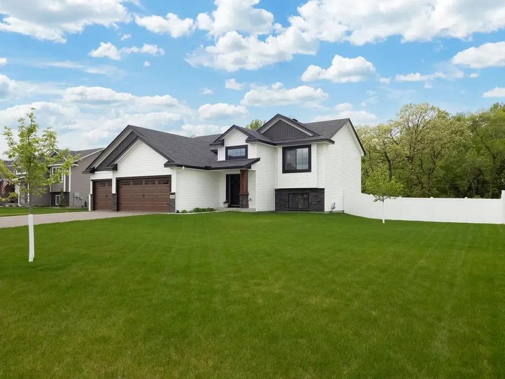 18592 Salem Street NW Elk River MN 55330