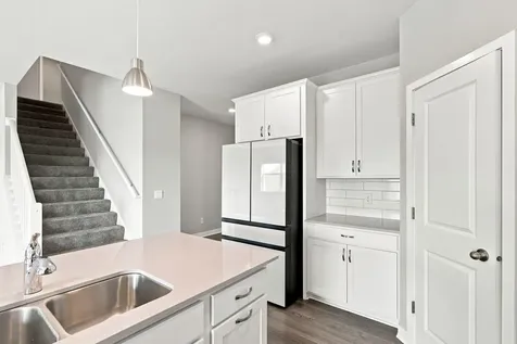 13111 Arbor Path Rosemount MN 55068