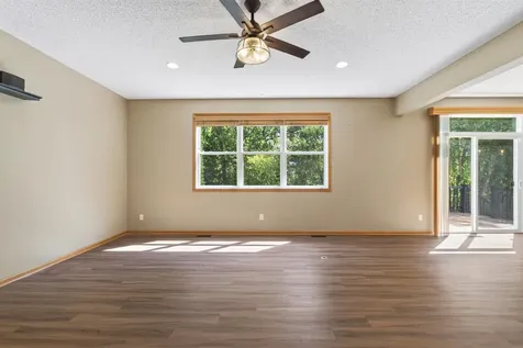 700 Ingalls Drive Buffalo MN 55313