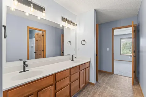 700 Ingalls Drive Buffalo MN 55313