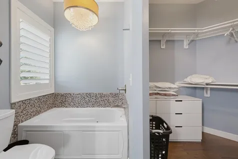 827 Vardon Court Faribault MN 55021